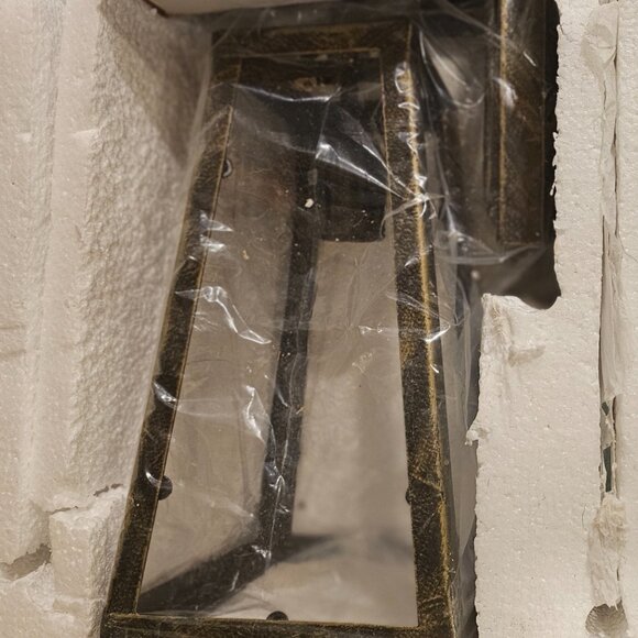 NEW in box Warehouse of Tiffany LD5001 Taylor Wall Light - Picture 4 of 5